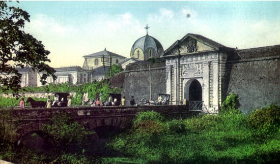 Intramuros